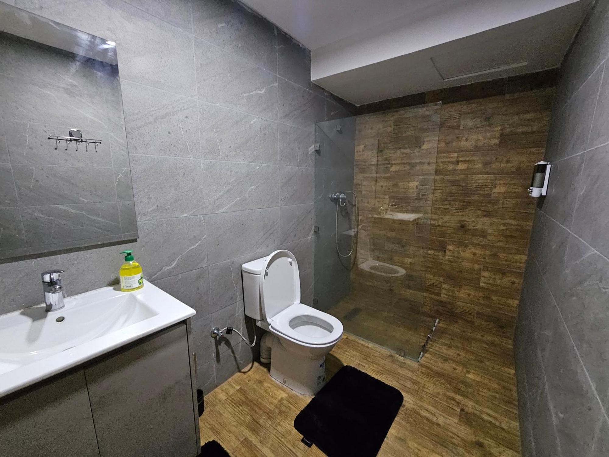 Charming Apartment In As-Sawíra Exteriér fotografie